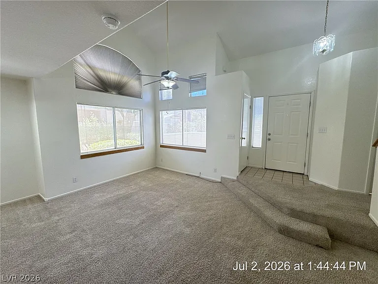 1025 Allure Dr — Photo 4
