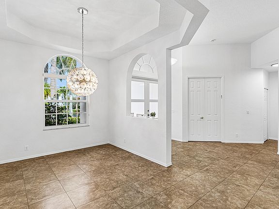 5th image of 21509 Halstead Drive