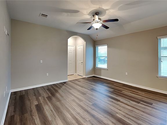 3rd image of 10020 Epic Knoll Dr