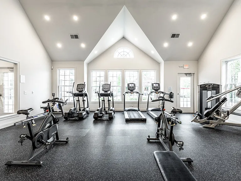 1411 Fairfax Manor Dr — Photo 42