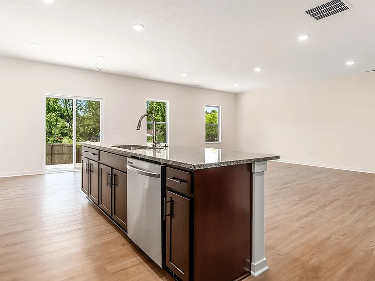 2787 Horsham Dr — Photo 18