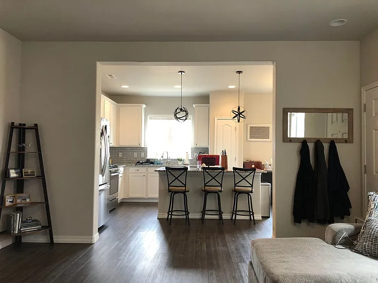 1185 Solitaire St — Photo 7