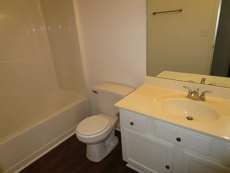 2325 Carlysle Cove Dr — Photo 11