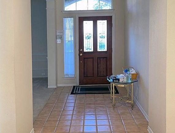 3rd image of 6401 Dakota Dr