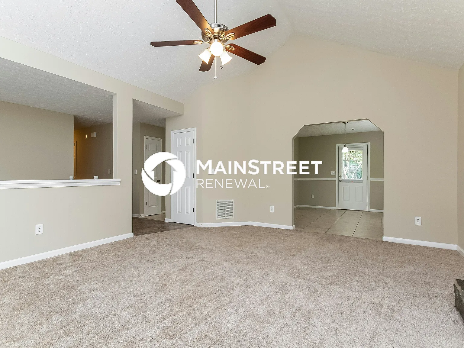 2180 Castle Royale Dr — Photo 3