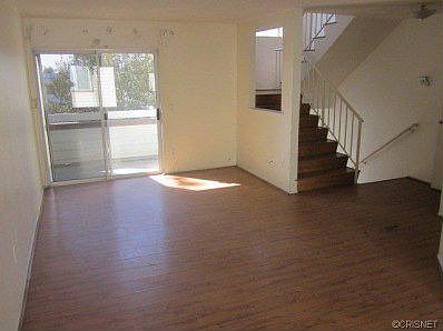 3rd image of 11150 Glenoaks Blvd Unit 93