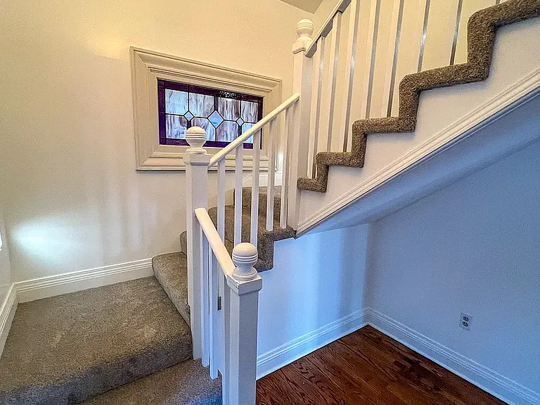 2362 Boyer Ave E — Photo 3
