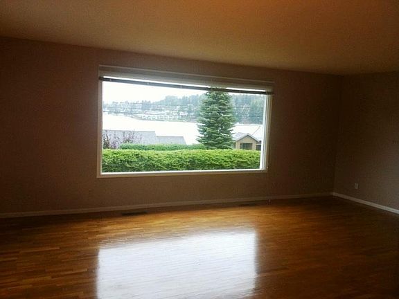 3rd image of 1517 Northshore Dr