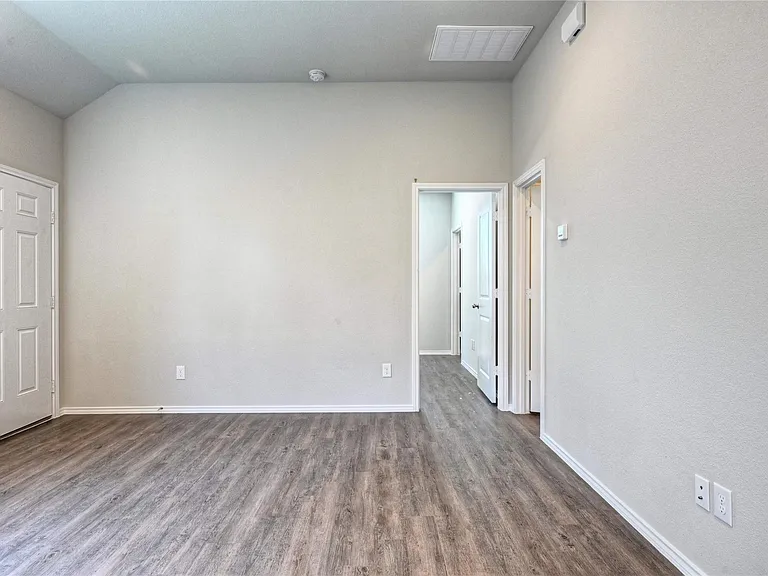 11779 White Cedar — Photo 10