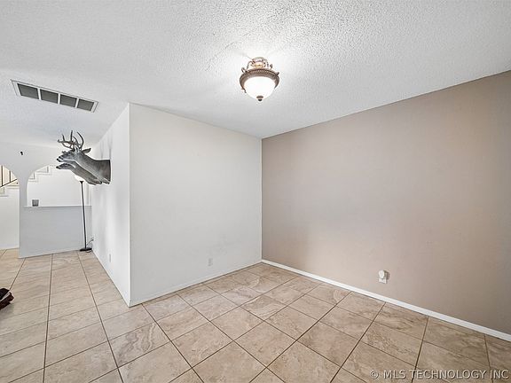 5th image of 12652 S 276th East Ave