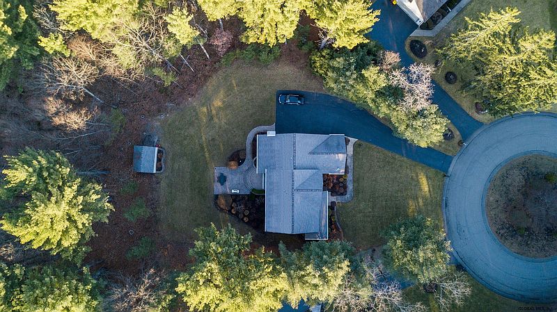 4th image of 208 TERA Court