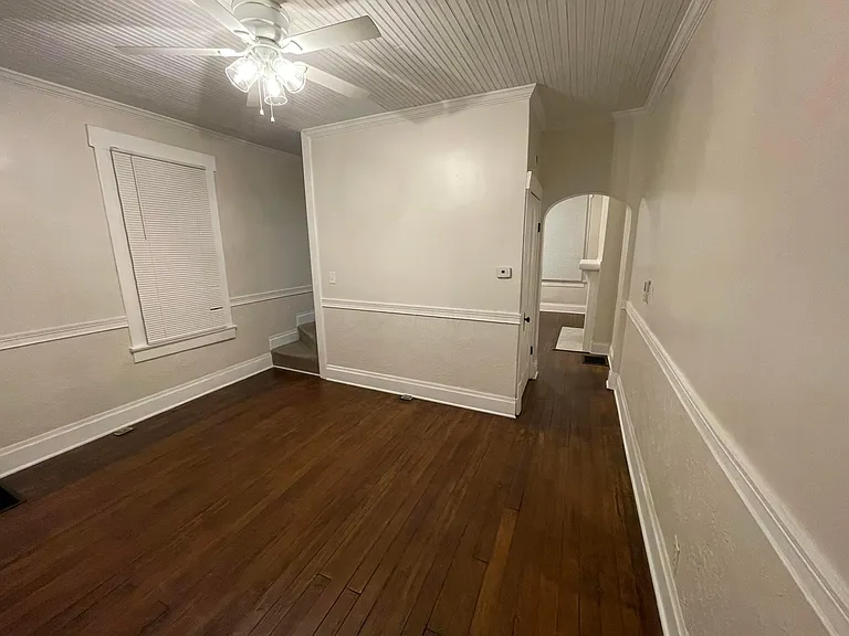 287 E Woodrow Ave — Photo 15