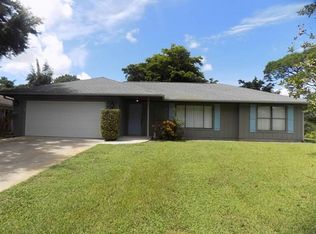 541 10th Ave, Vero Beach, FL 32962