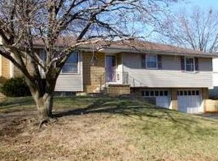 2300 Cougar St, Saint Joseph, MO 64506