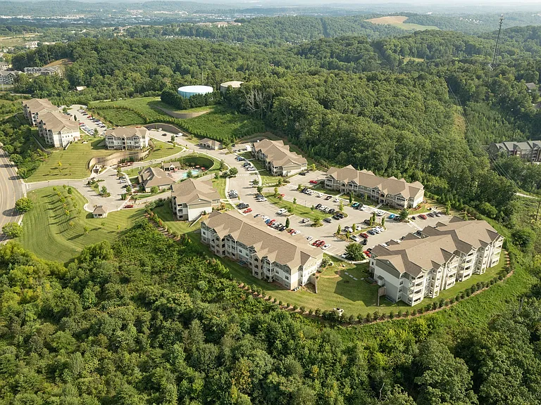 Greystone Vista Apartment Homes — Photo 31