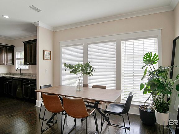 5th image of 1066 Pinemont Dr