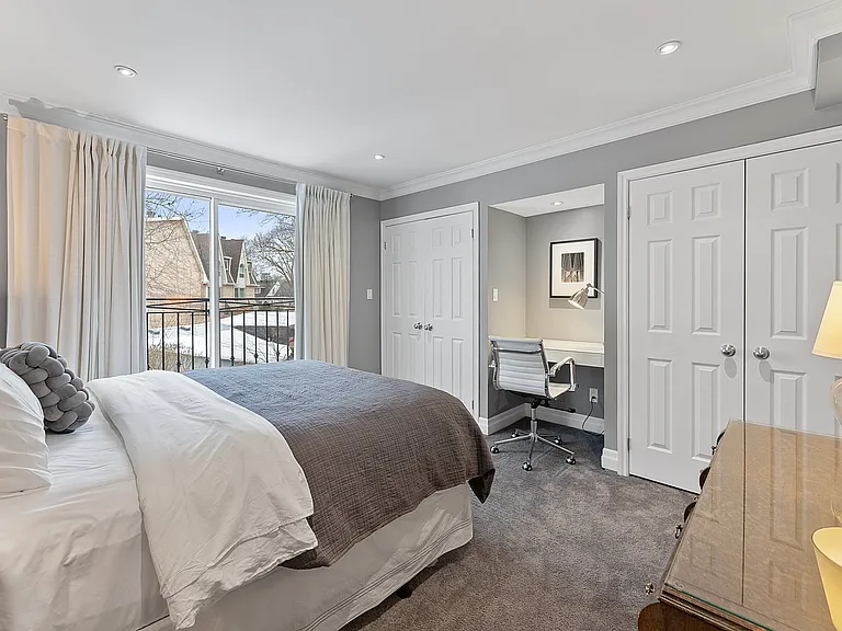 111 Summerhill Ave — Photo 34