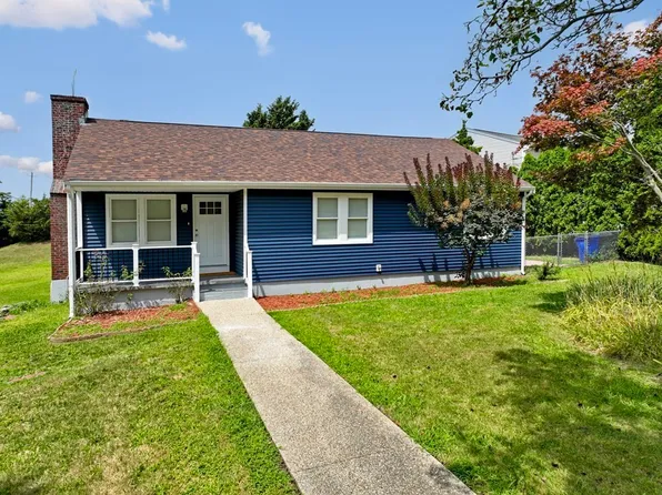 3896 N Main St, Fall River, MA 02720