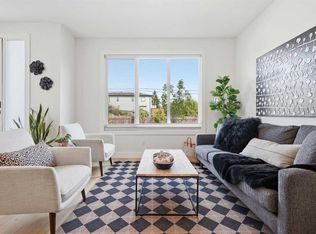 2179 N 49th Ave SW, Calgary, AB T2T 2T8