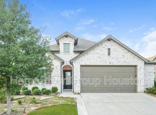 8042 Whisper Grove Dr, Magnolia, TX 77354