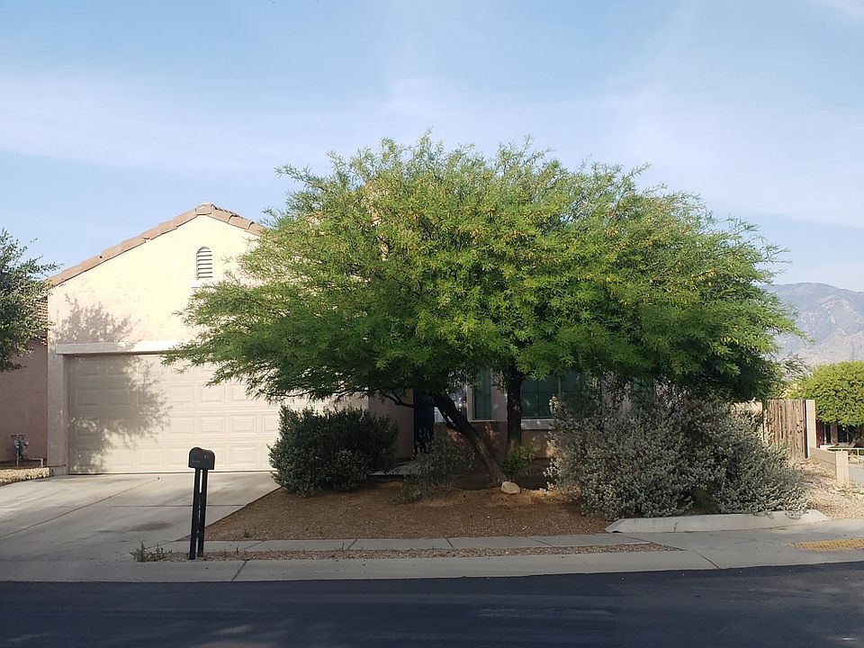 1st image of 12842 N Tarzana Dr