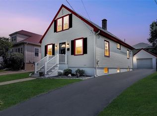 69 Gray St, Providence, RI 02909