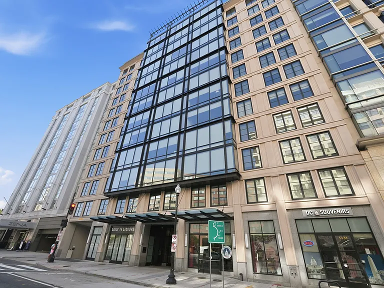 1133 14th St NW #Penthouse 7 — Photo 25