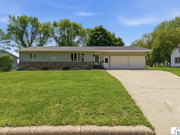 122 Martin St E, Lewisville, MN 56060