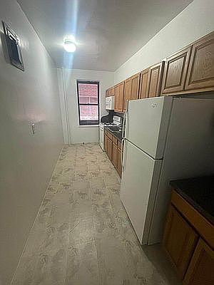 5th image of 83-46 118th St APT 11