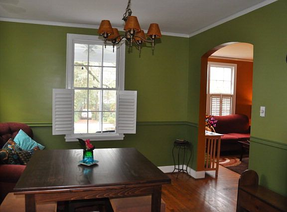 4th image of 1733 King Woods Dr