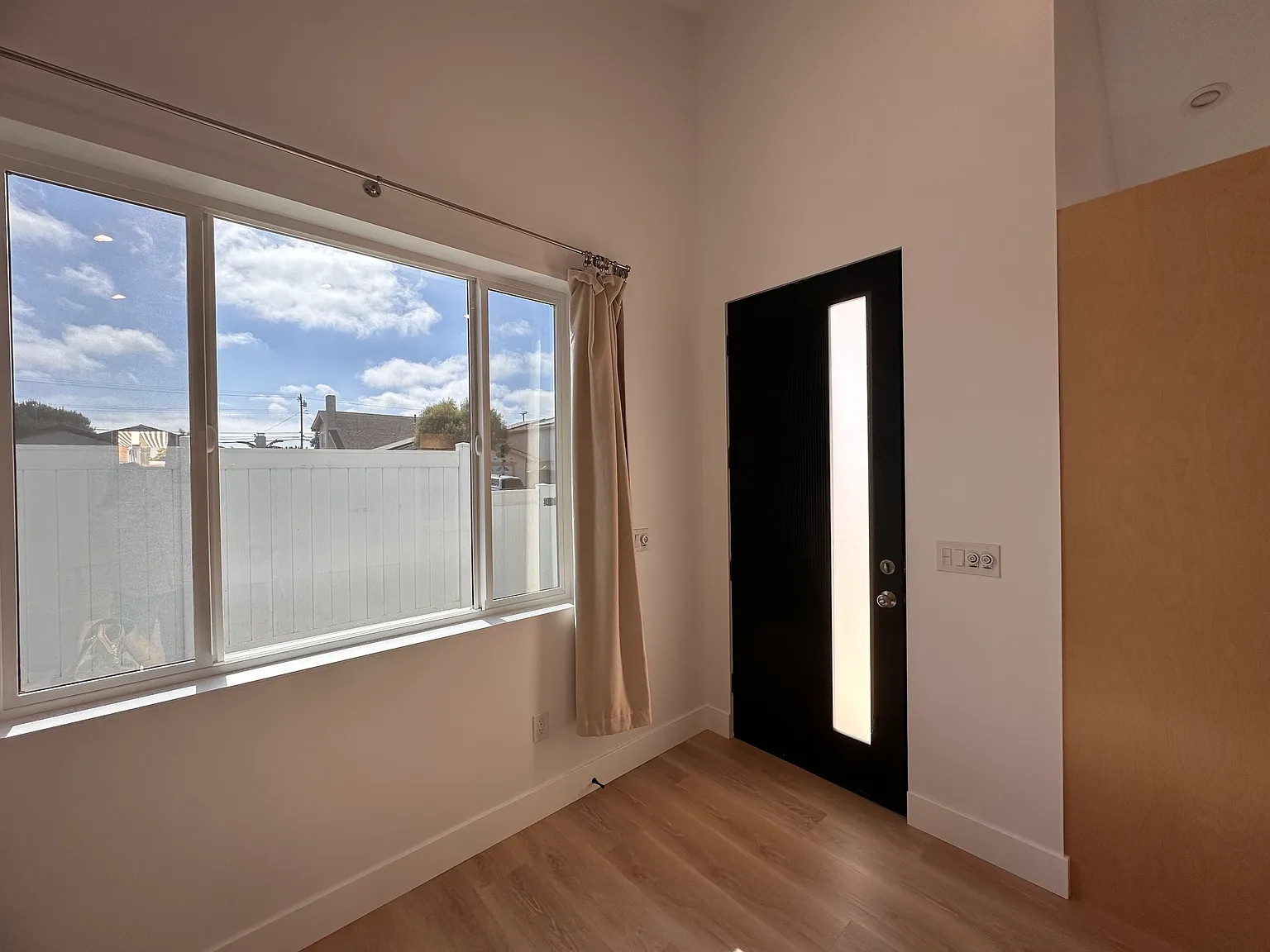 1001 Monet Pl — Photo 3