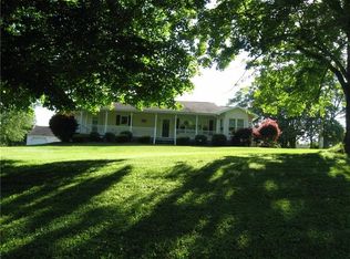 469 Wurtemburg Rd, Ellwood City, PA 16117