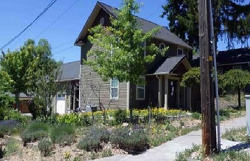 2nd image of 1406 Lookout Ave