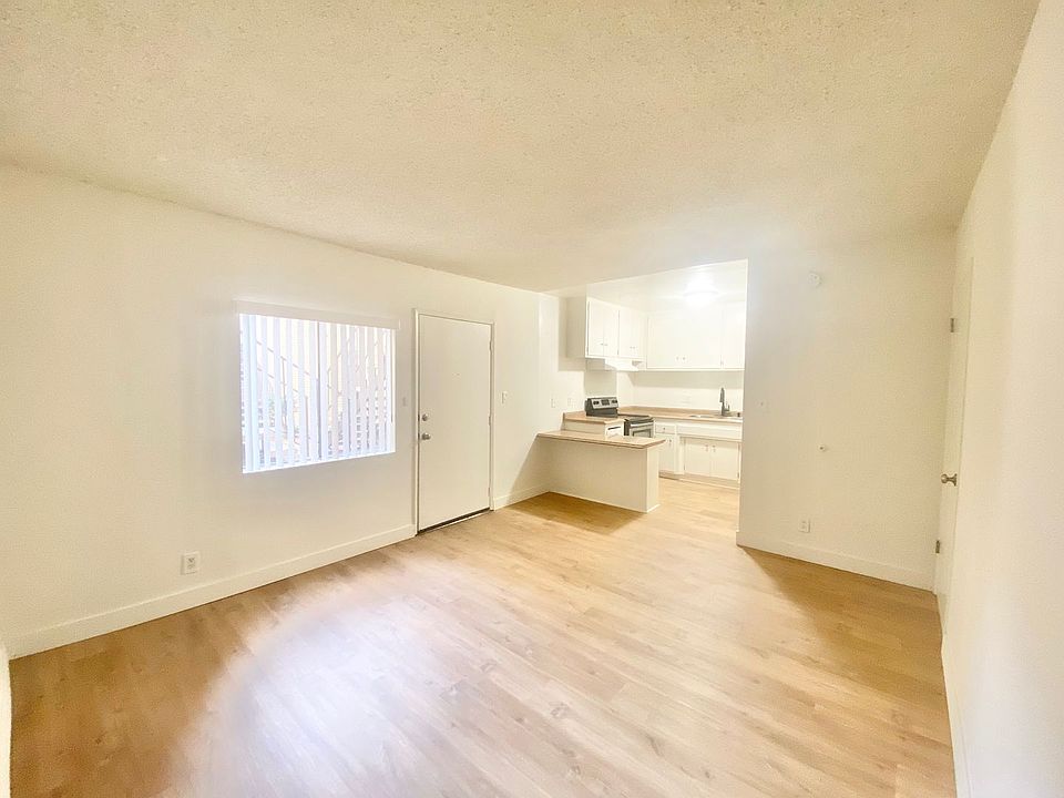 1st image of 21707 Roscoe Blvd #106