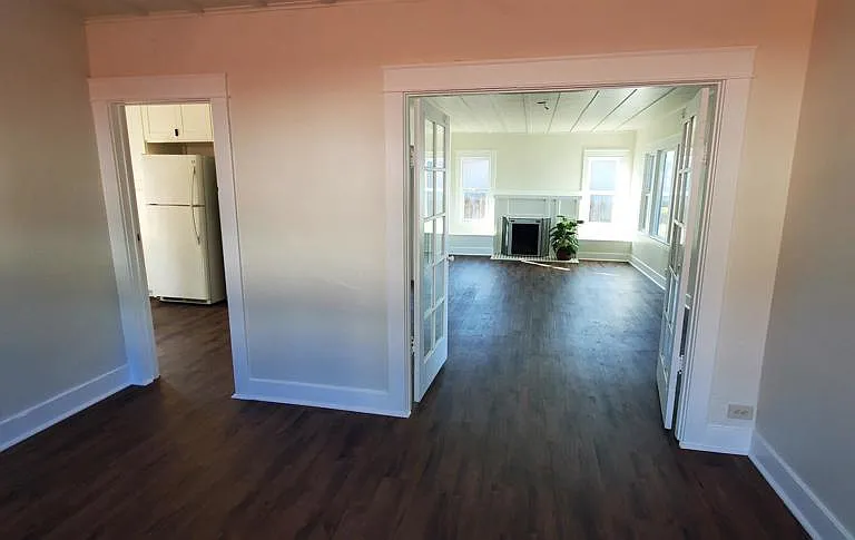 6841 Mohawk St — Photo 2