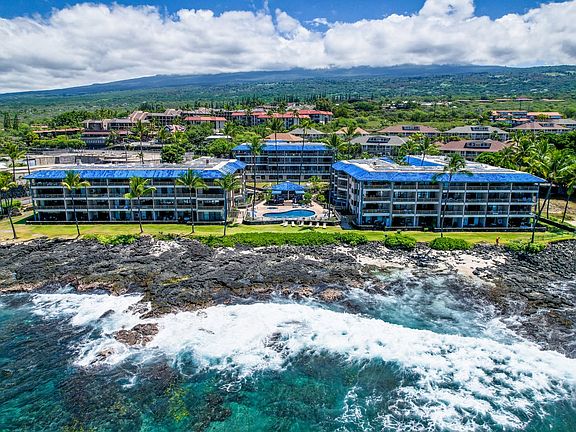 3rd image of 75-5888 Alii Dr APT F23