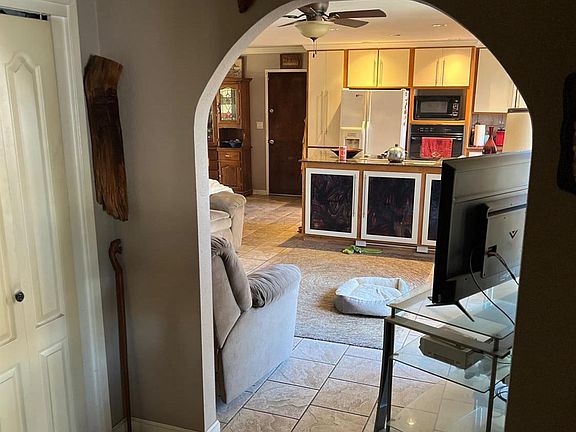 5th image of 750 Coralwood Rd