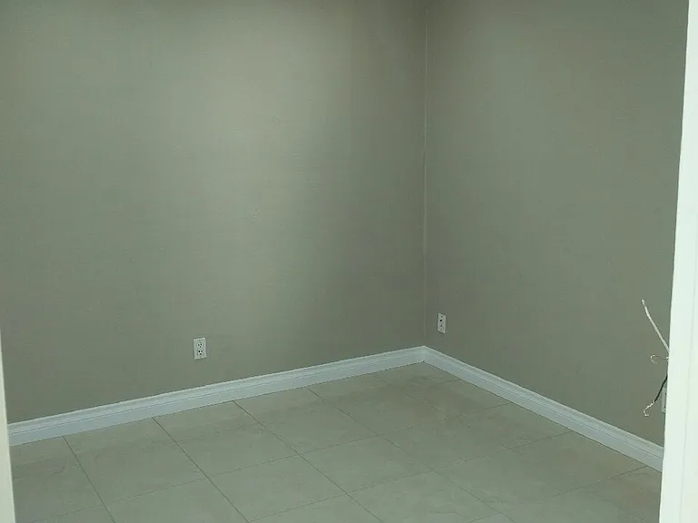 16864 Bayview Dr #3 — Photo 32