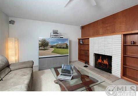 2nd image of 790 Applewood Dr