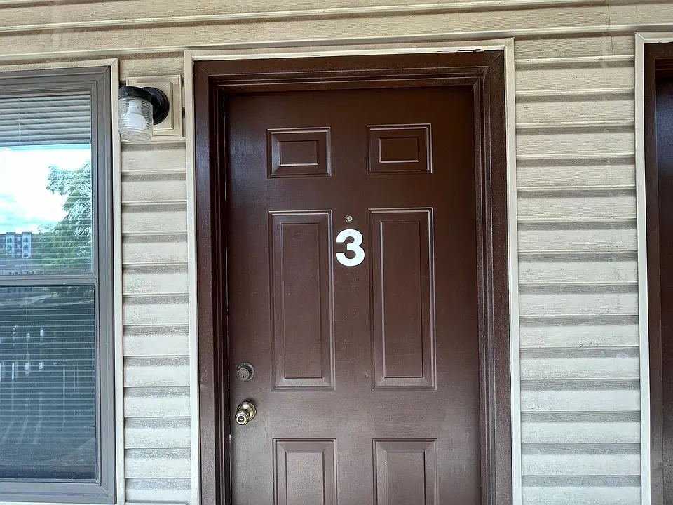 224 Sheetz St