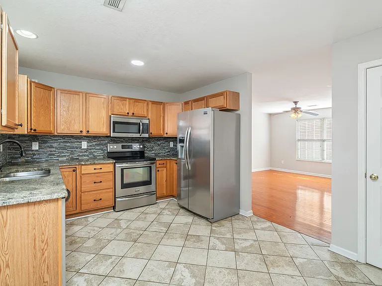1707 Maple View Way #0 — Photo 6
