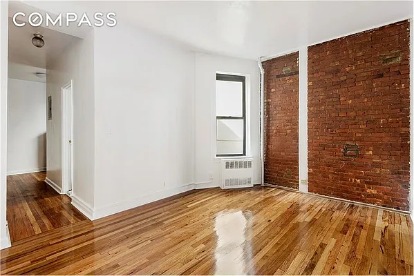 Rented by Compass | media 23