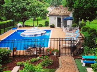 328 Marshall Rd, Bethel Park, PA 15102