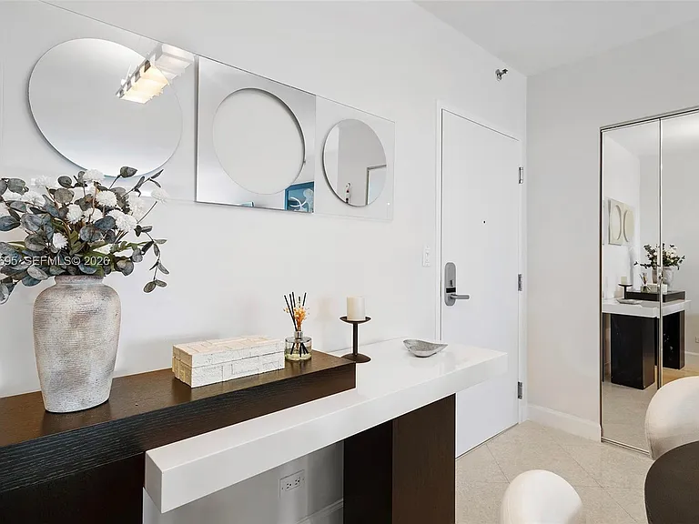 2301 Collins Ave #408 — Photo 7