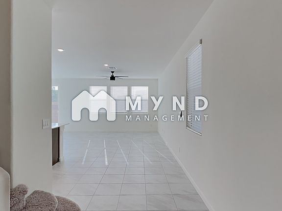 4th image of 10532 Adobe Ranch St
