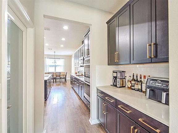 5th image of 11039 Sage Canyon Dr