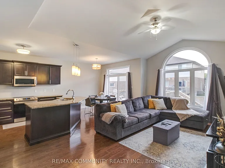 11 Stonecrest Blvd — Photo 10