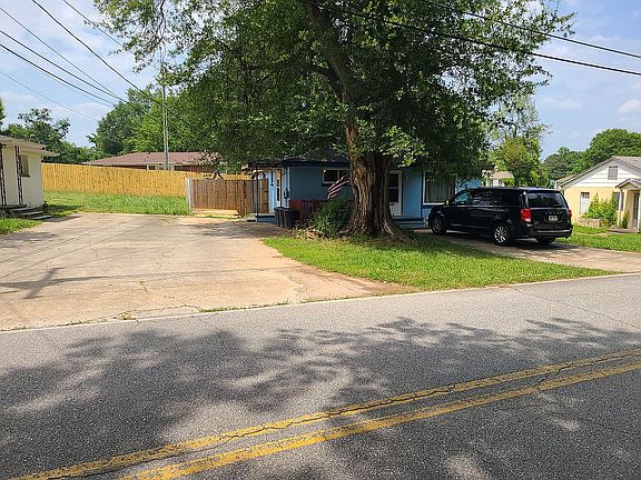 4th image of 186 Old Converse Rd
