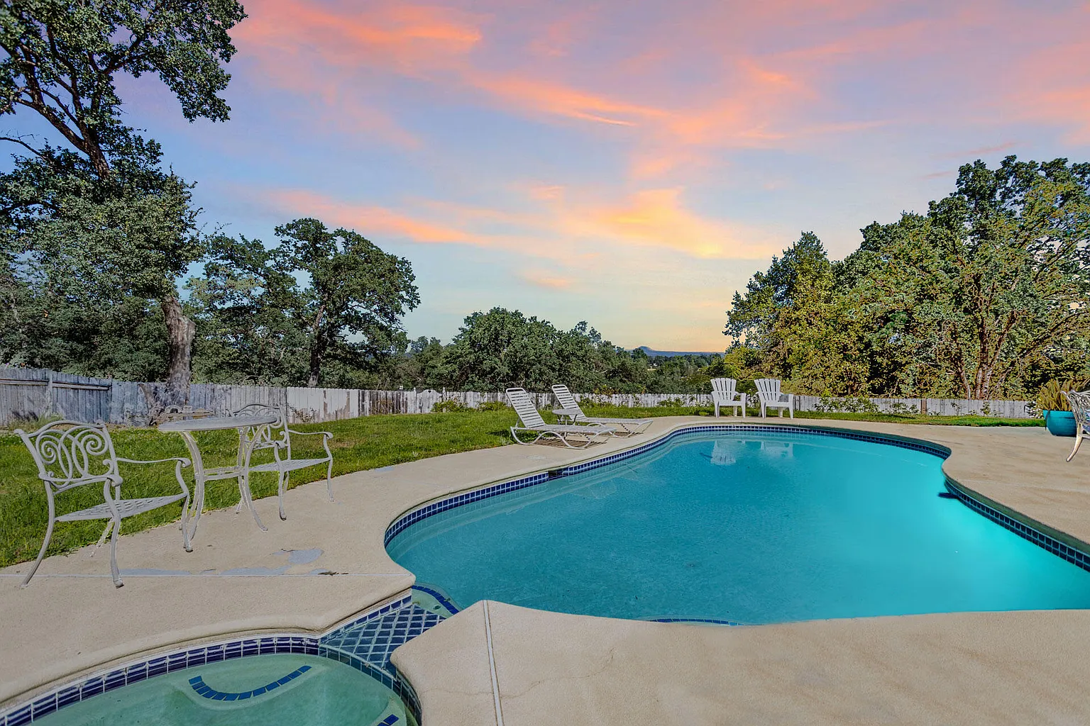 21761 Robledo Rd photo 1