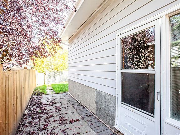 5th image of 816 Canfield Way SW